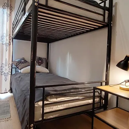 Trzy Kopce & Bike & Sauna Apartmán