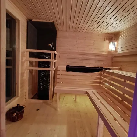 Trzy Kopce & Bike & Sauna Апартаменти Устронь