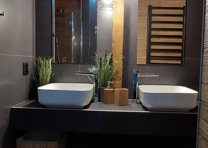 Trzy Kopce & Bike & Sauna أوسترون