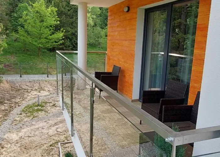 Trzy Kopce & Bike & Sauna شقة أوسترون